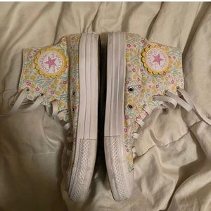 floral converse